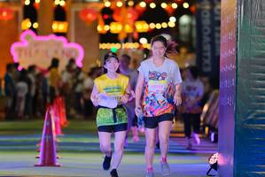 BIB: 172, 50424
                            <button type="button" onclick="openModal(21770885)" class="btn btn-primary btn-sm float-right btn-popup" data-toggle="modal" data-target=".modal-high-quality">
                        <i class="fas fa-shopping-cart"></i> Add to Cart
                    </button>
                                            <button type="button" onclick="isThisMe(21770885, true)" class="btn btn-success btn-sm float-right btn-popup btn-isme hidden" data-toggle="tooltip" data-placement="bottom" title="นี่คือรูปของคุณใช่ไหม คลิกที่นี่เพื่อเอาเข้าอัลบั้ม">
                        <i class="fas fa-plus"></i> Add to album
                    </button>
                    <button type="button" onclick="isThisMe(21770885, false)" class="btn btn-warning btn-sm float-right btn-popup btn-isnotme hidden">
                        <i class="fas fa-ban"></i> Remove from album
                    </button>